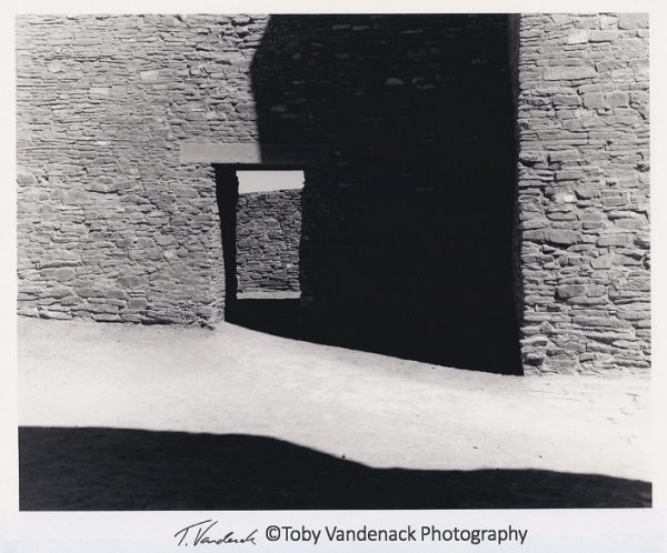 Dark Passage, American Southwest