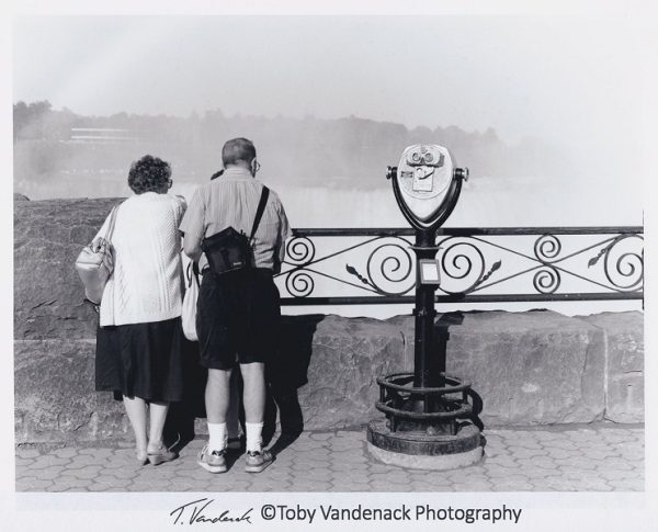 Tourists, Niagara Falls